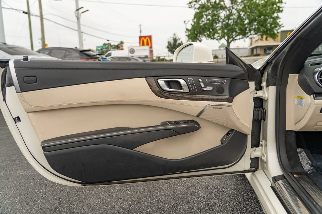 Used 2013 Mercedes-Benz SL 550 image 13