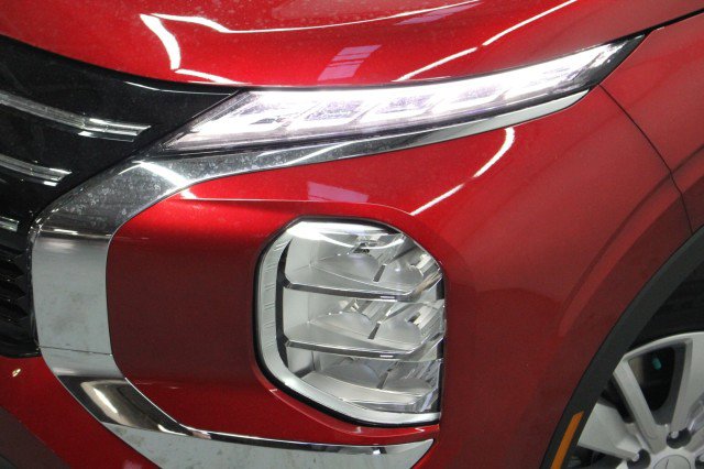 New 2026 Mitsubishi Outlander ES FWD image 2