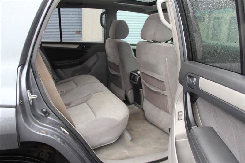 Used 2005 Toyota 4Runner SR5 AWD/4WD image 20