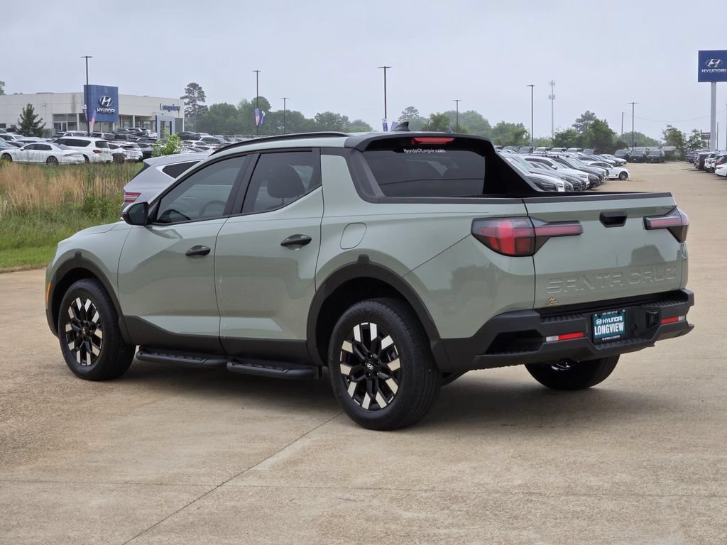 Used 2025 Hyundai Santa Cruz SEL FWD image 4
