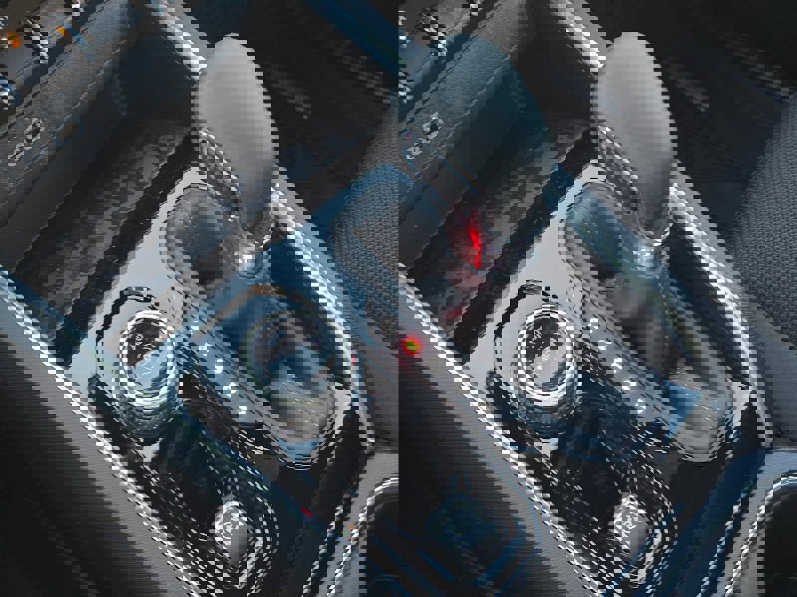 New 2026 GMC Canyon Elevation w/ Convenience Package image 32