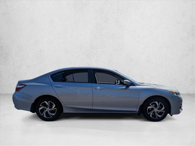 Used 2017 Honda Accord LX image 4