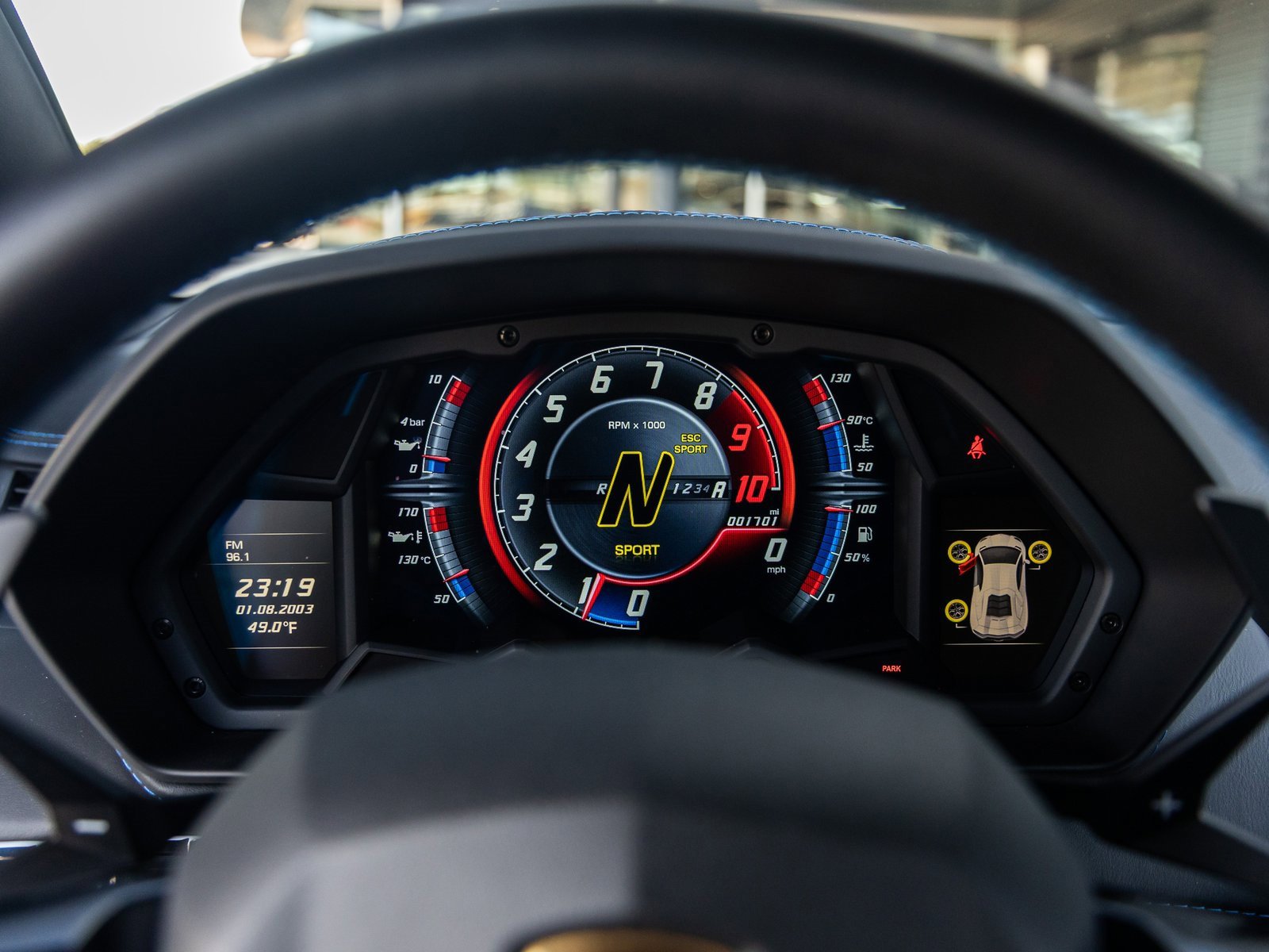 Used 2018 Lamborghini Aventador S image 33