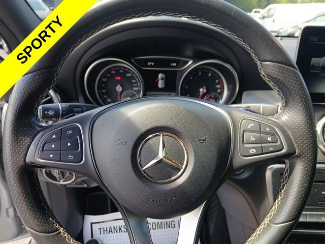 Used 2018 Mercedes-Benz GLA 250 4MATIC image 33