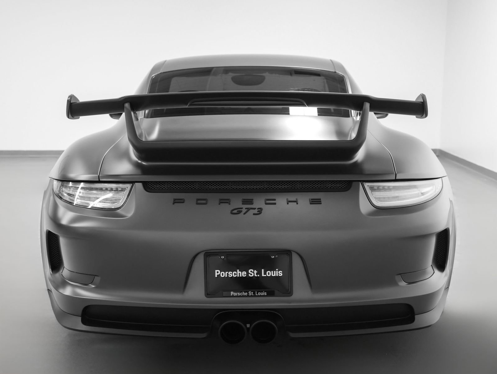 Certified 2015 Porsche 911 GT3 image 11