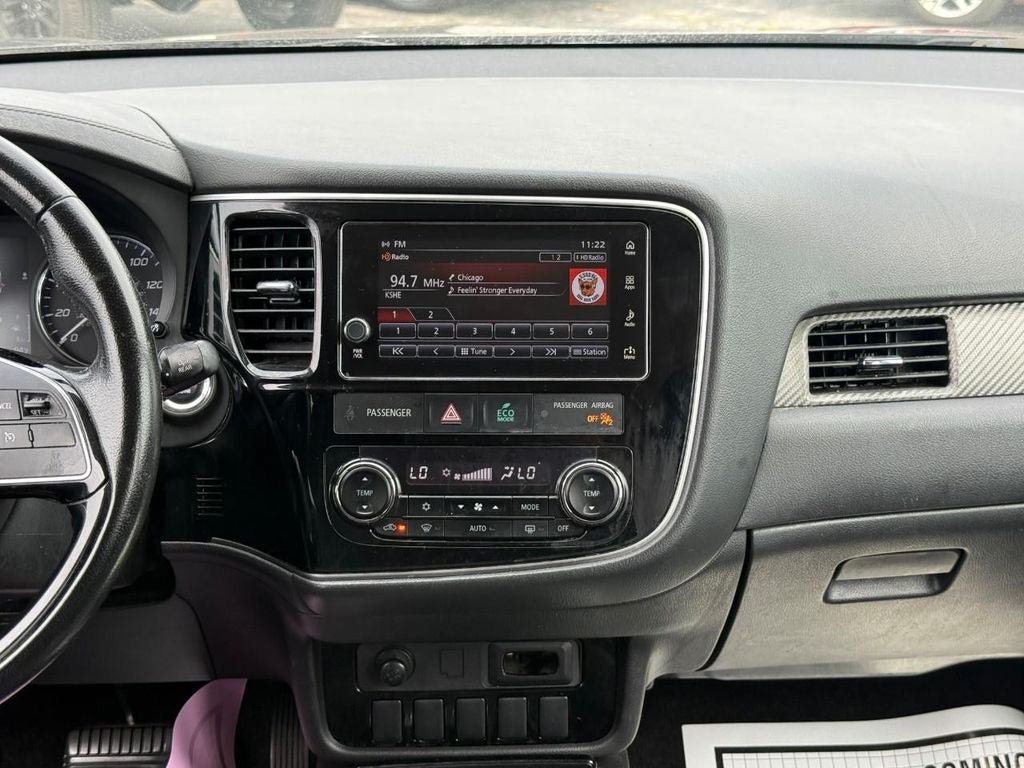 Used 2018 Mitsubishi Outlander SE FWD image 13