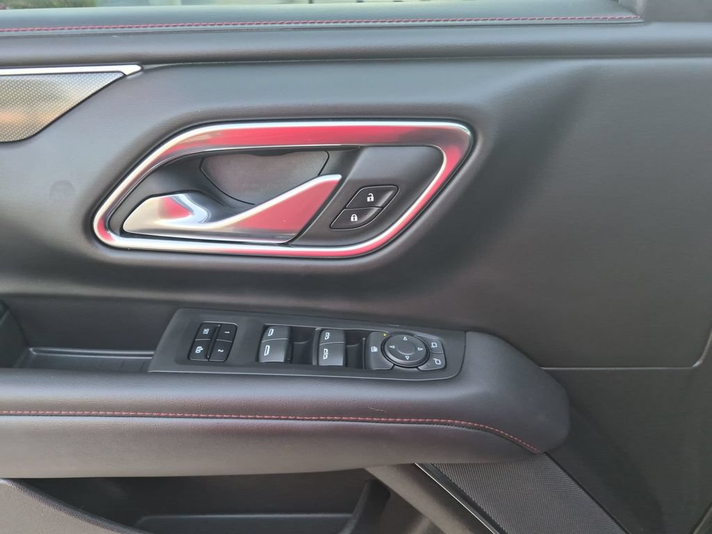 Used 2023 Chevrolet Tahoe RST RWD image 13