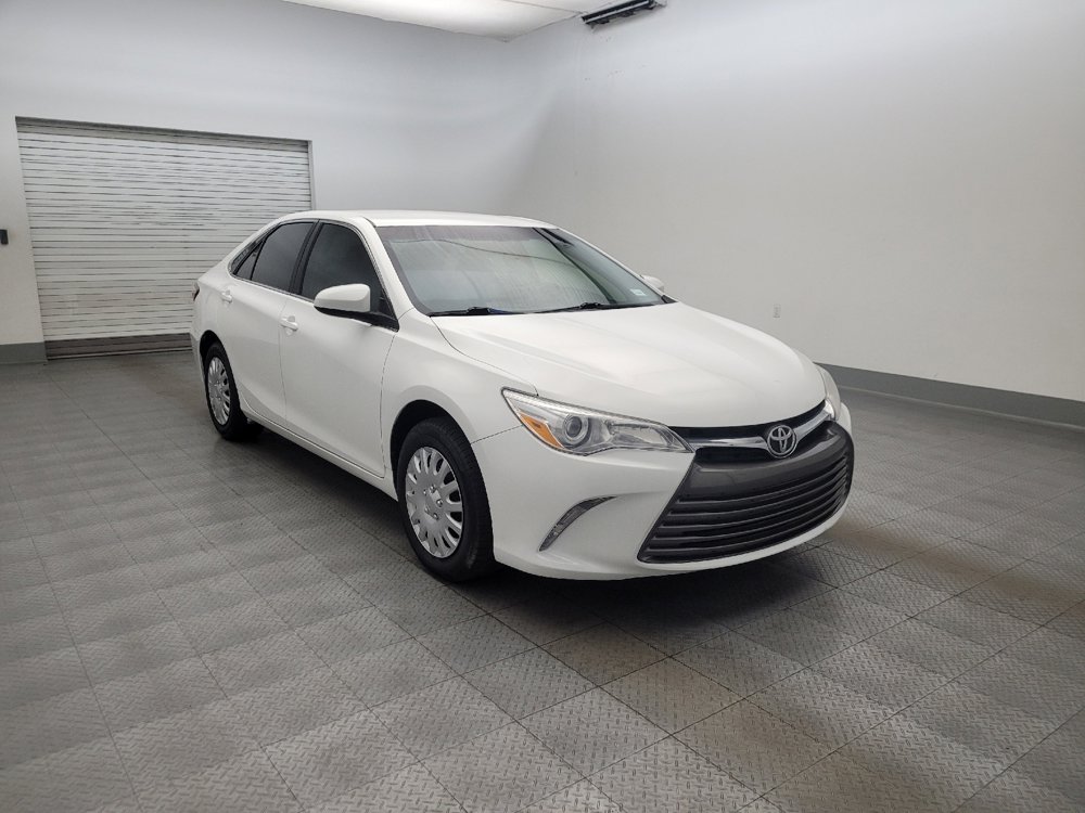 Used 2017 Toyota Camry LE FWD image 13