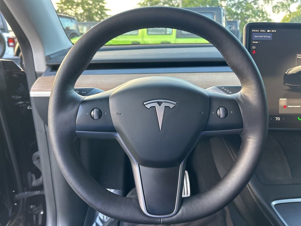 Used 2024 Tesla Model Y Performance image 16