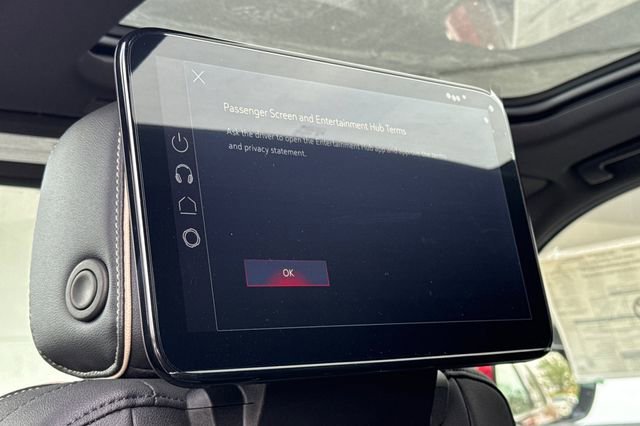 New 2026 GMC Yukon Elevation w/ Elevation Premium Package image 16