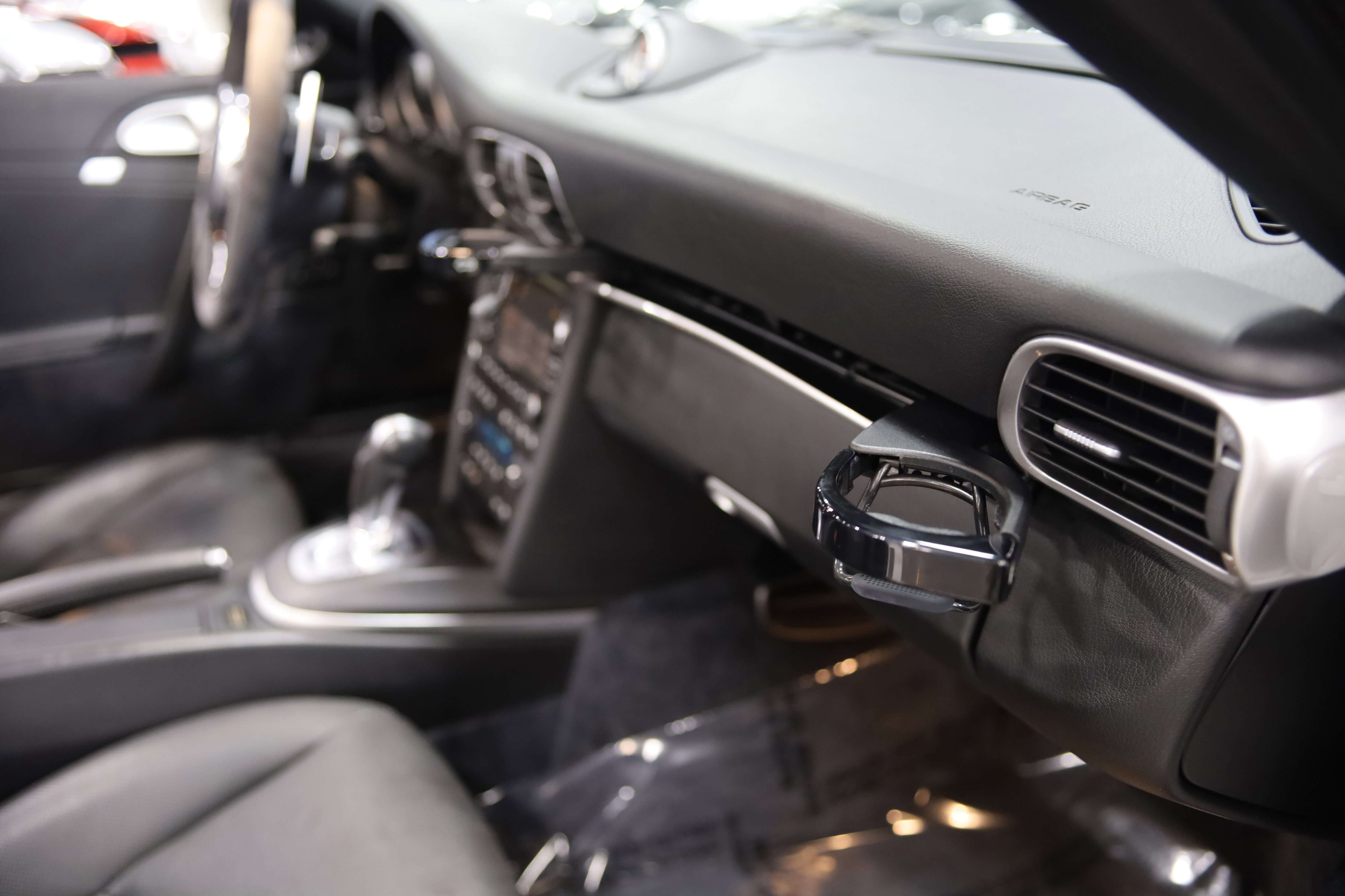 Used 2010 Porsche 911 Carrera 4S image 38