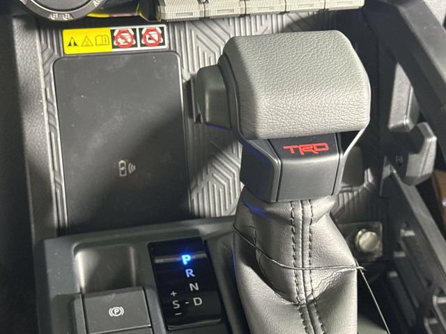 New 2025 Toyota Tacoma TRD Off-Road AWD/4WD image 17