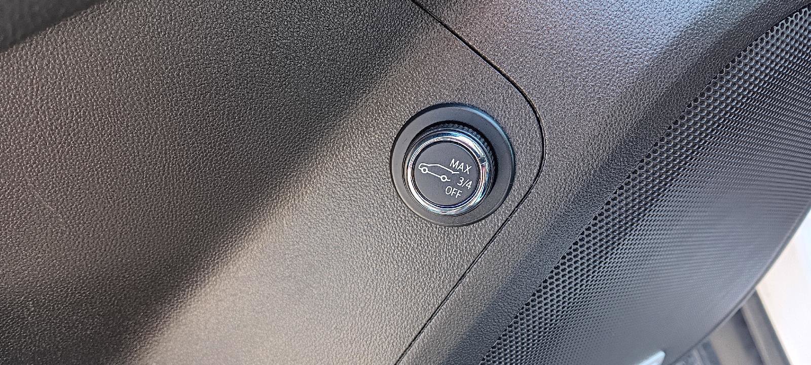 Used 2019 GMC Acadia Denali w/ Technology Package image 9