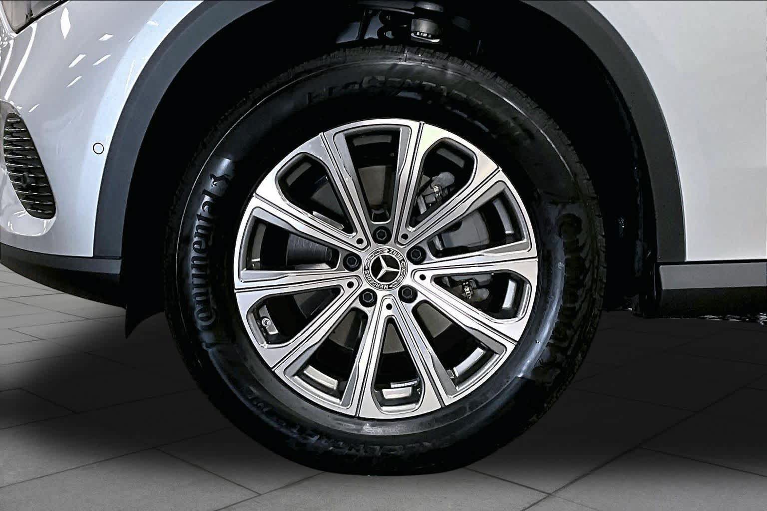 Certified 2026 Mercedes-Benz GLC 300 4MATIC image 11