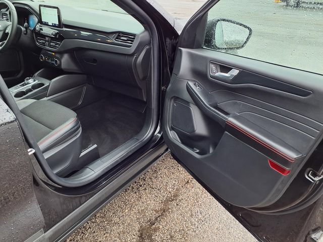Used 2025 Ford Escape ST-Line AWD/4WD image 79