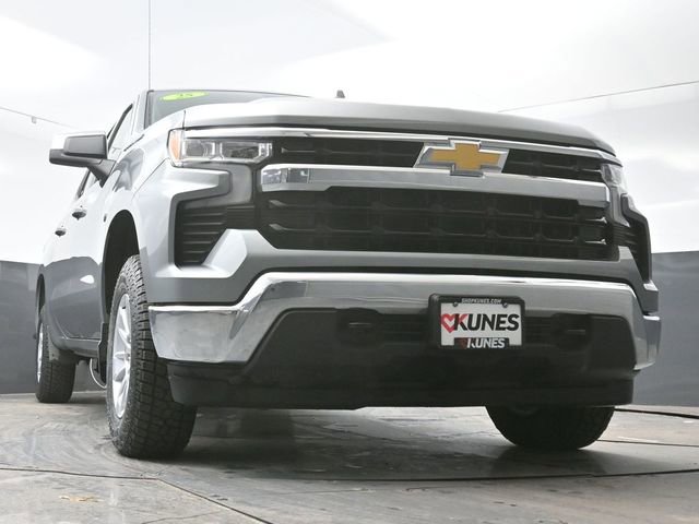 Used 2025 Chevrolet Silverado 1500 LT AWD/4WD image 49