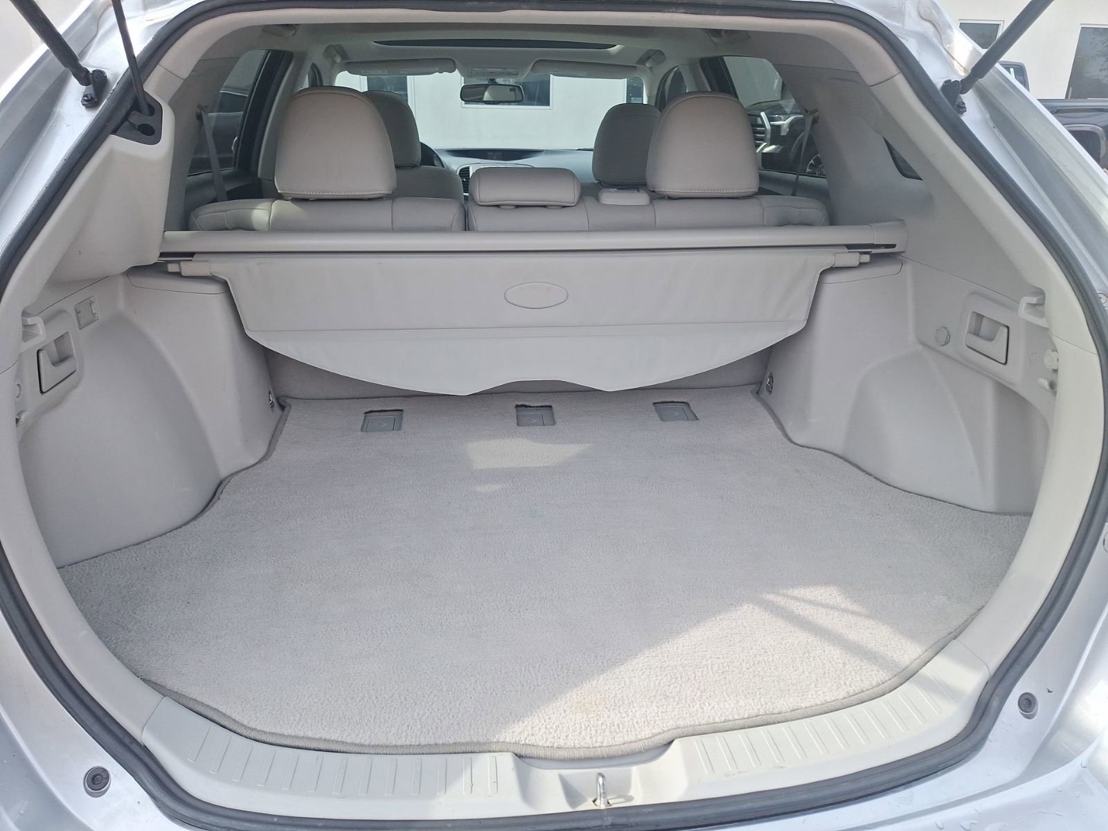 Used 2015 Toyota Venza XLE w/ XLE Premium Package image 38