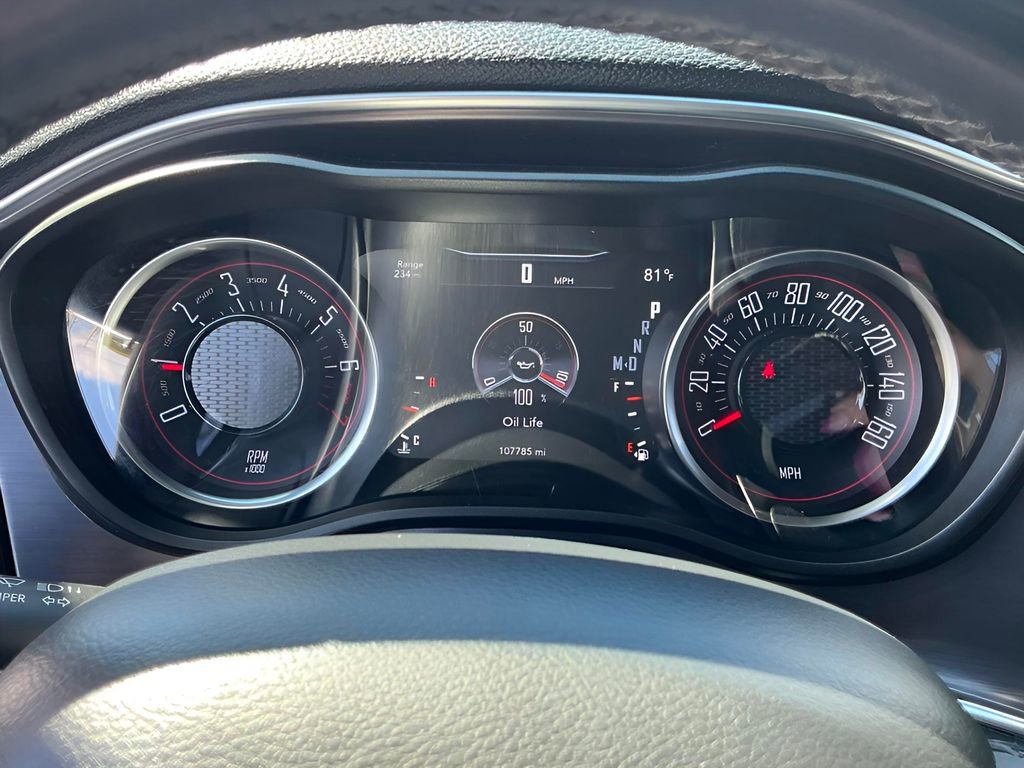 Used 2018 Dodge Challenger SXT image 23