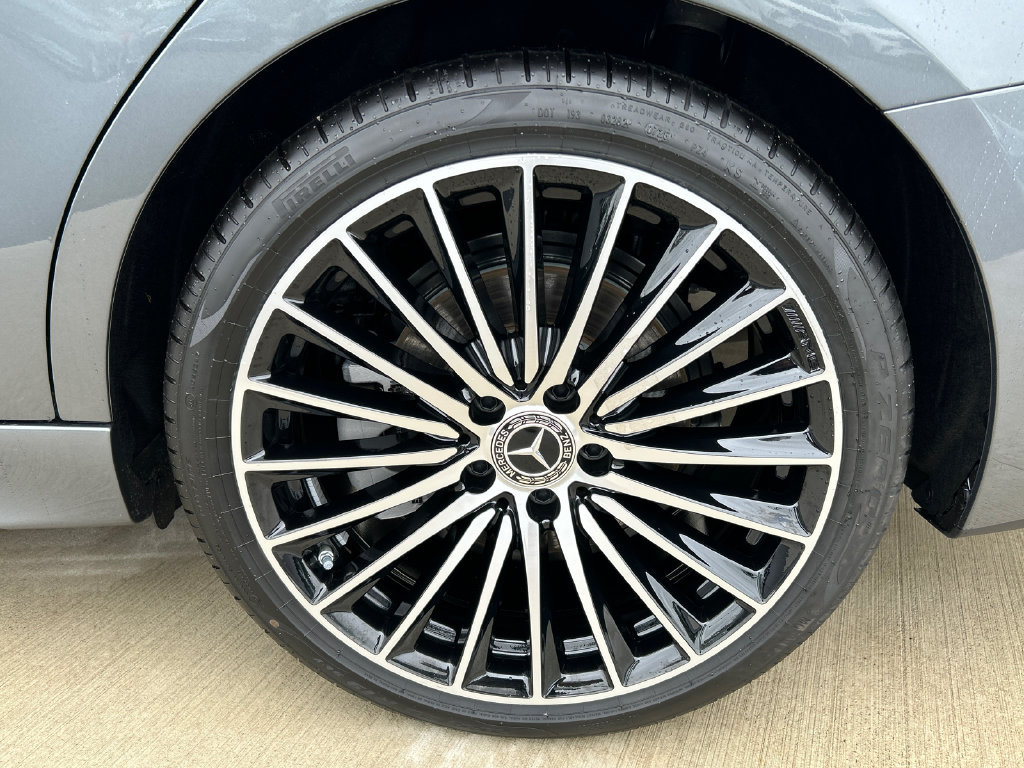 New 2026 Mercedes-Benz C 300 4MATIC Sedan image 34