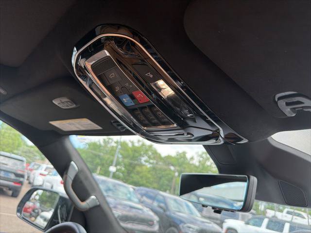 Certified 2025 Jeep Grand Wagoneer L Series III w/ Rear Seat Video Group 1 AWD/4WD image 24