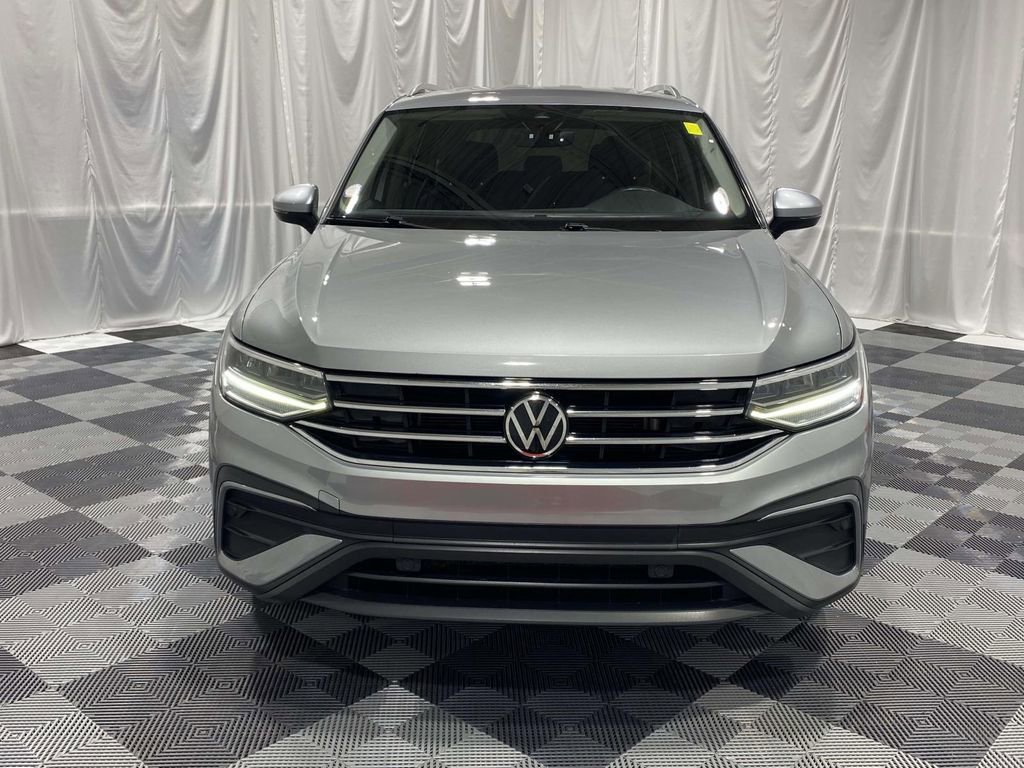Used 2023 Volkswagen Tiguan SE image 6