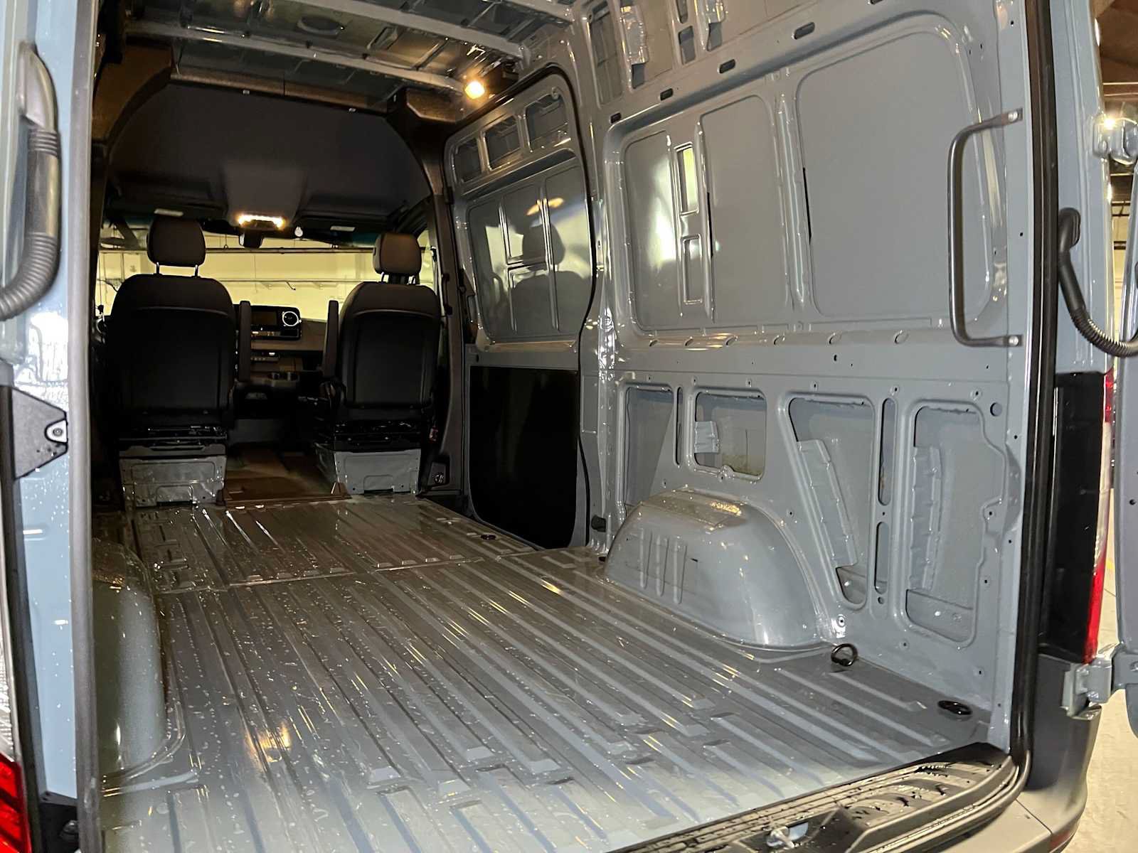Used 2026 Mercedes-Benz Sprinter 2500 image 18