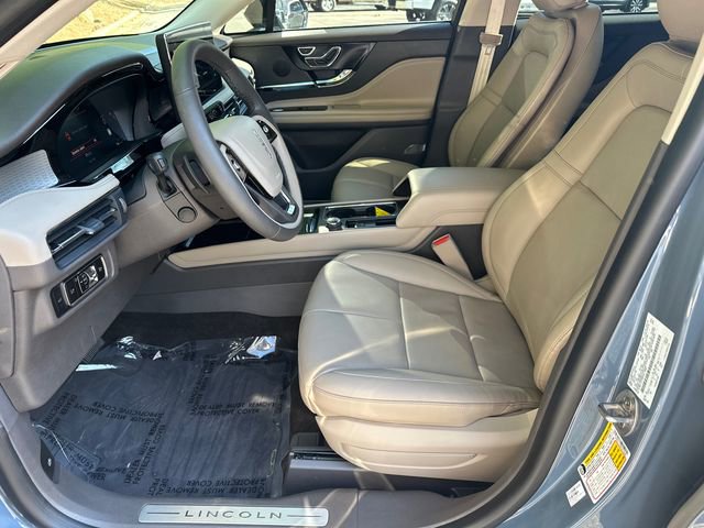 Certified 2023 Lincoln Corsair FWD w/ Equipment Group 101A image 11