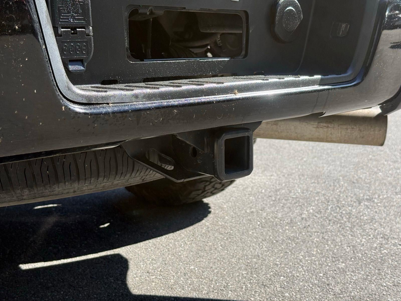 Used 2016 Chevrolet Colorado Z71 AWD/4WD image 12