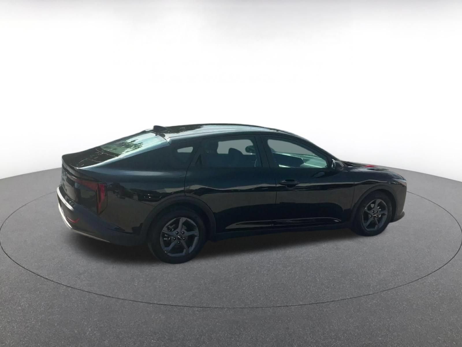 Used 2026 Kia K4 FWD image 12
