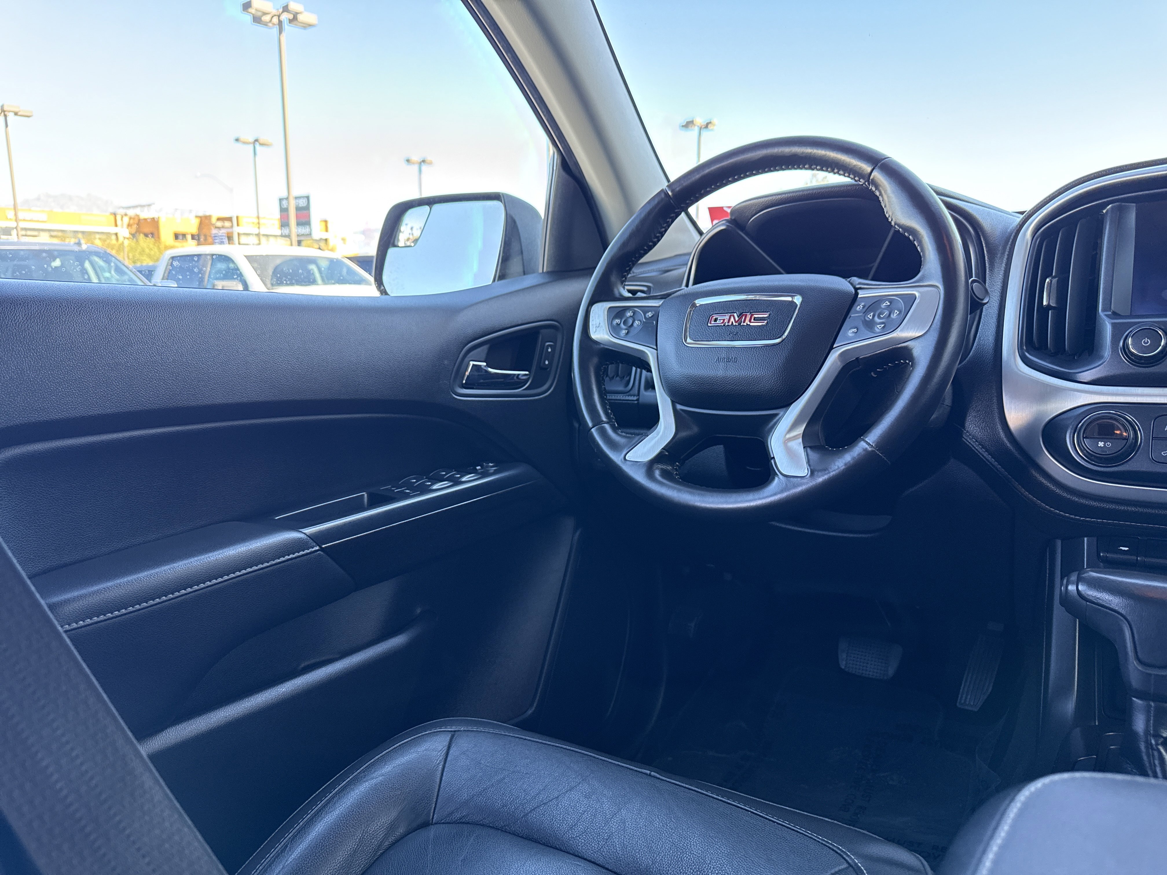 Used 2017 GMC Canyon SLT w/ Driver Alert Package image 33