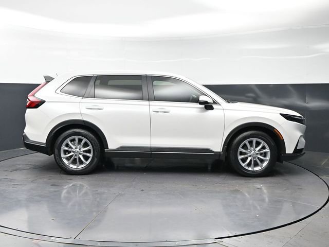 Used 2025 Honda CR-V EX image 4