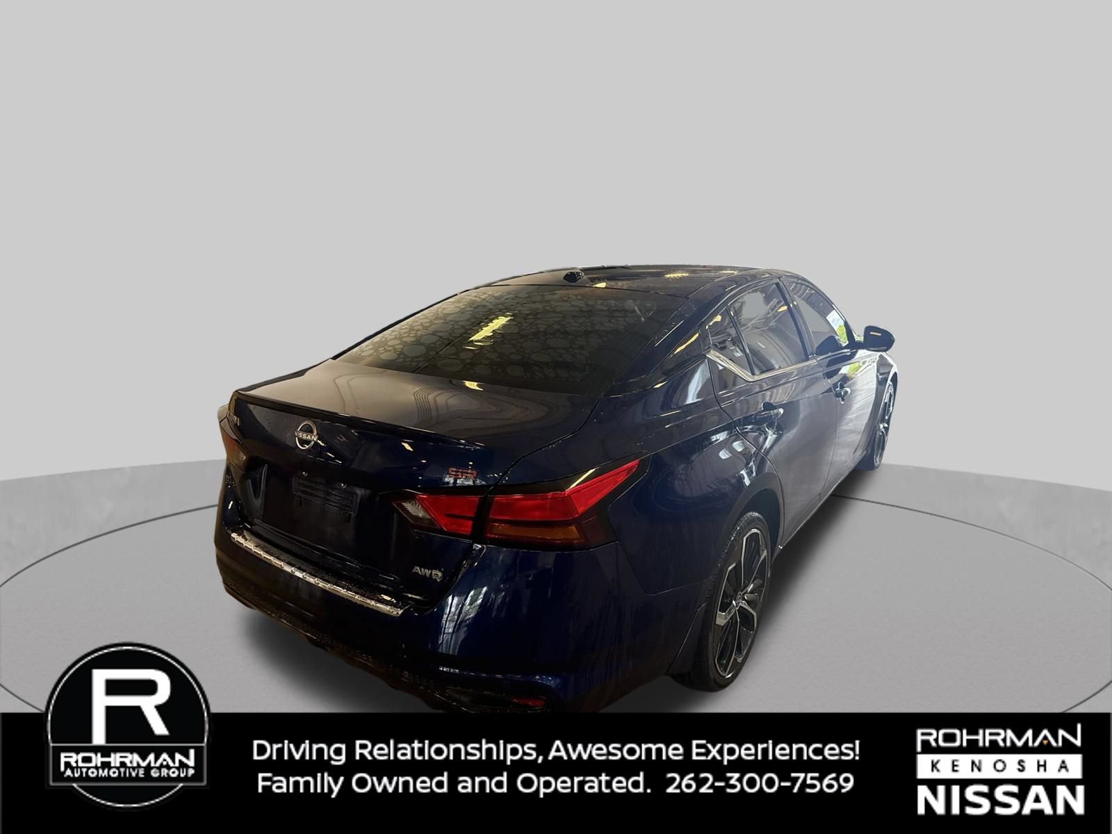 Used 2023 Nissan Altima 2.5 SR w/ SR Premium Package AWD/4WD image 6