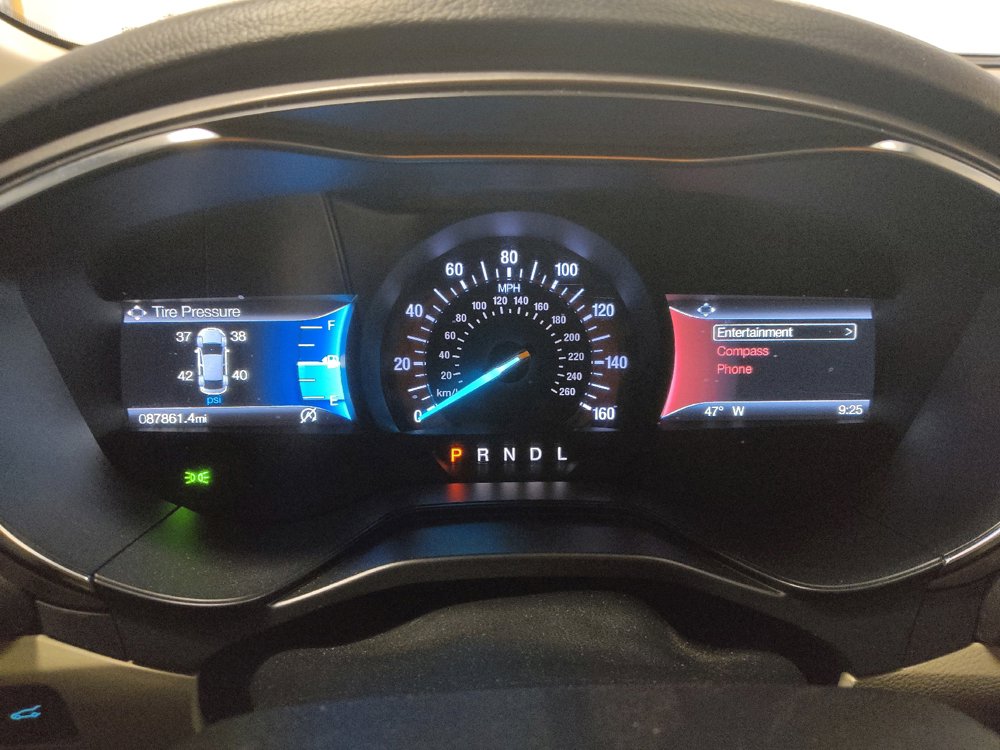 Used 2020 Ford Fusion SEL FWD image 23