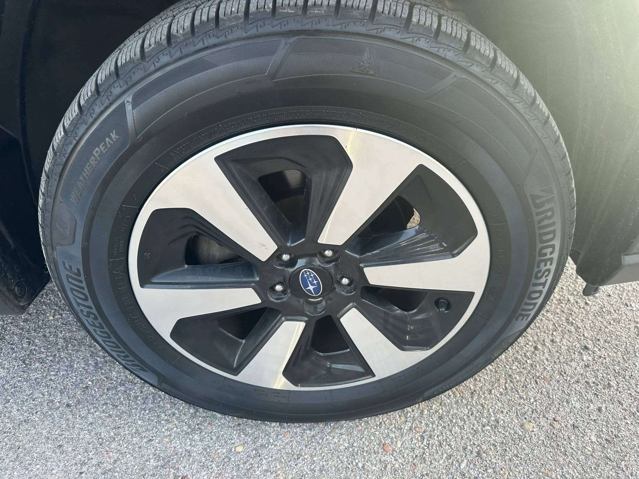 Used 2018 Subaru Forester 2.5i Premium w/ All-Weather Package AWD/4WD image 26