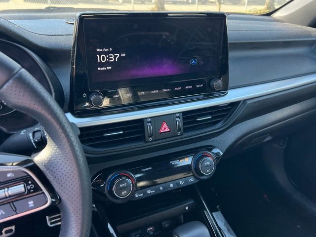 Certified 2024 Kia Forte GT-Line w/ GT-Line Premium Package image 18