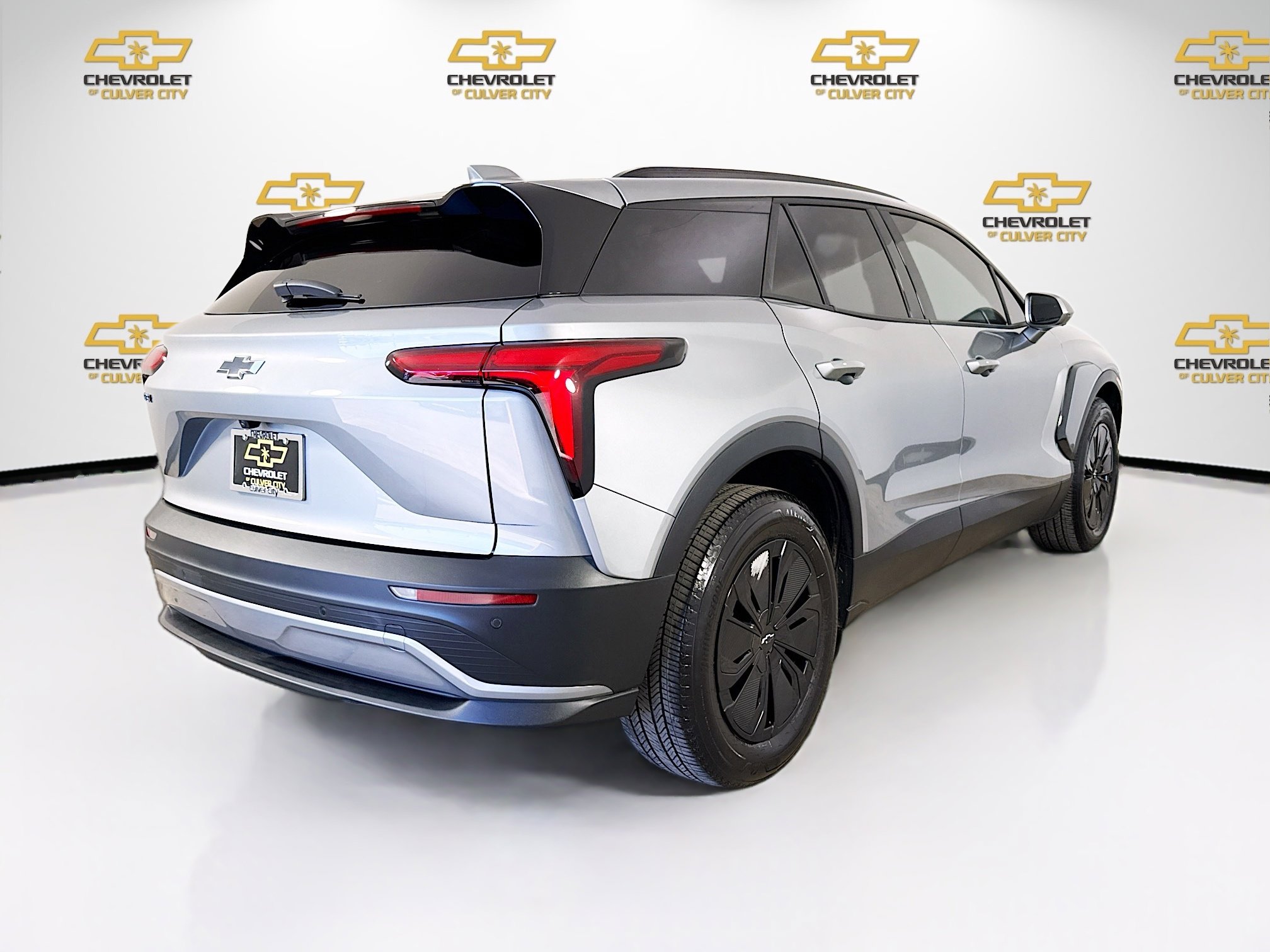 Used 2025 Chevrolet Blazer EV LT image 7