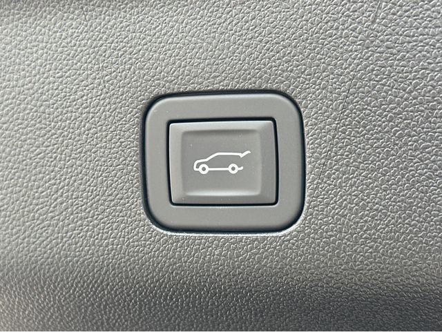 New 2026 GMC Yukon XL Denali image 13