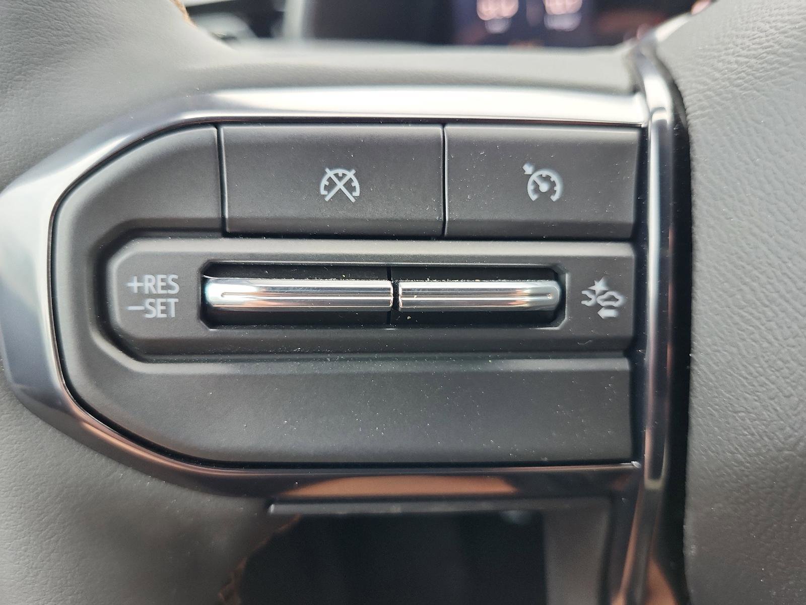 New 2025 GMC Canyon AT4 w/ Nightfall Edition image 19