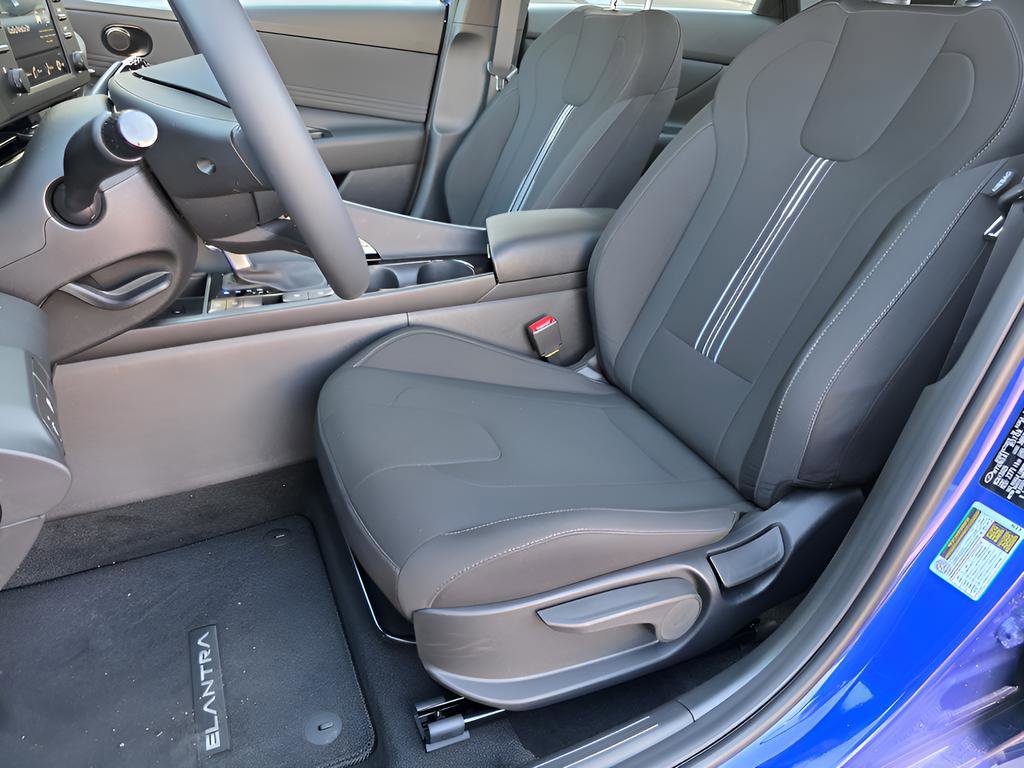 New 2026 Hyundai Elantra SEL Sport Premium FWD image 13