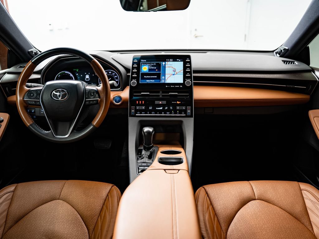 Used 2020 Toyota Avalon Limited w/ Advanced Safety Package FWD image 33