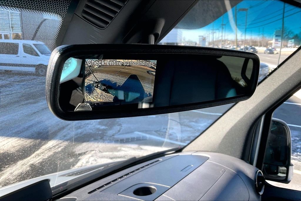 Used 2025 Mercedes-Benz Sprinter 2500 image 21