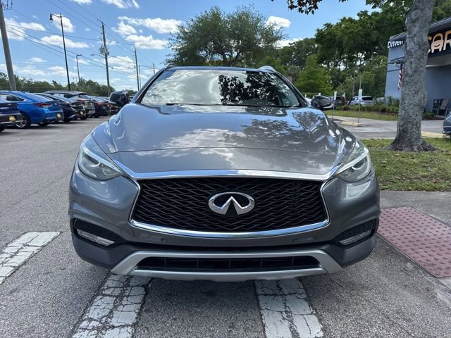 Used 2018 INFINITI QX30 Premium w/ Navigation Package AWD/4WD image 3