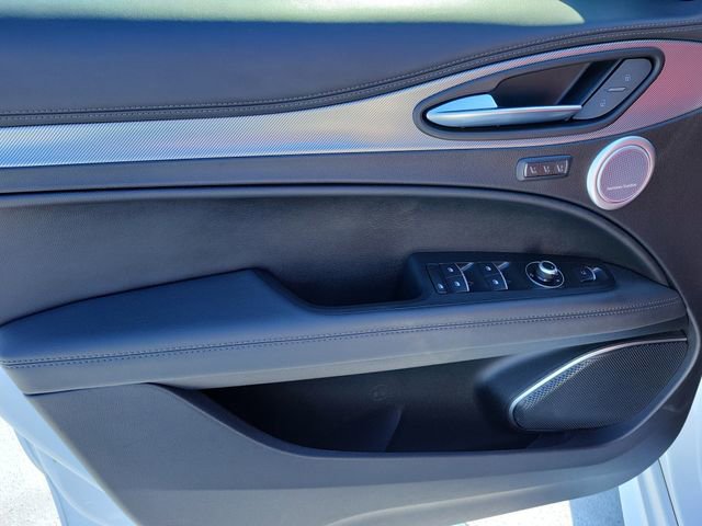 Used 2023 Alfa Romeo Stelvio Veloce image 24