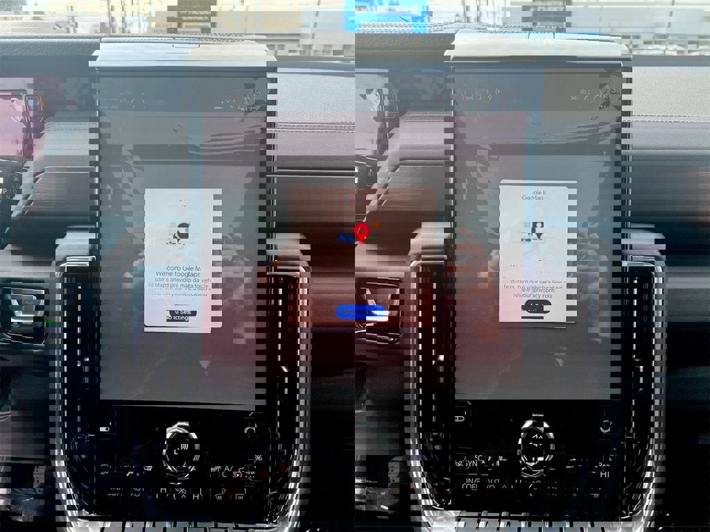 New 2025 GMC Yukon XL Denali w/ Sun & Power Step Package image 13