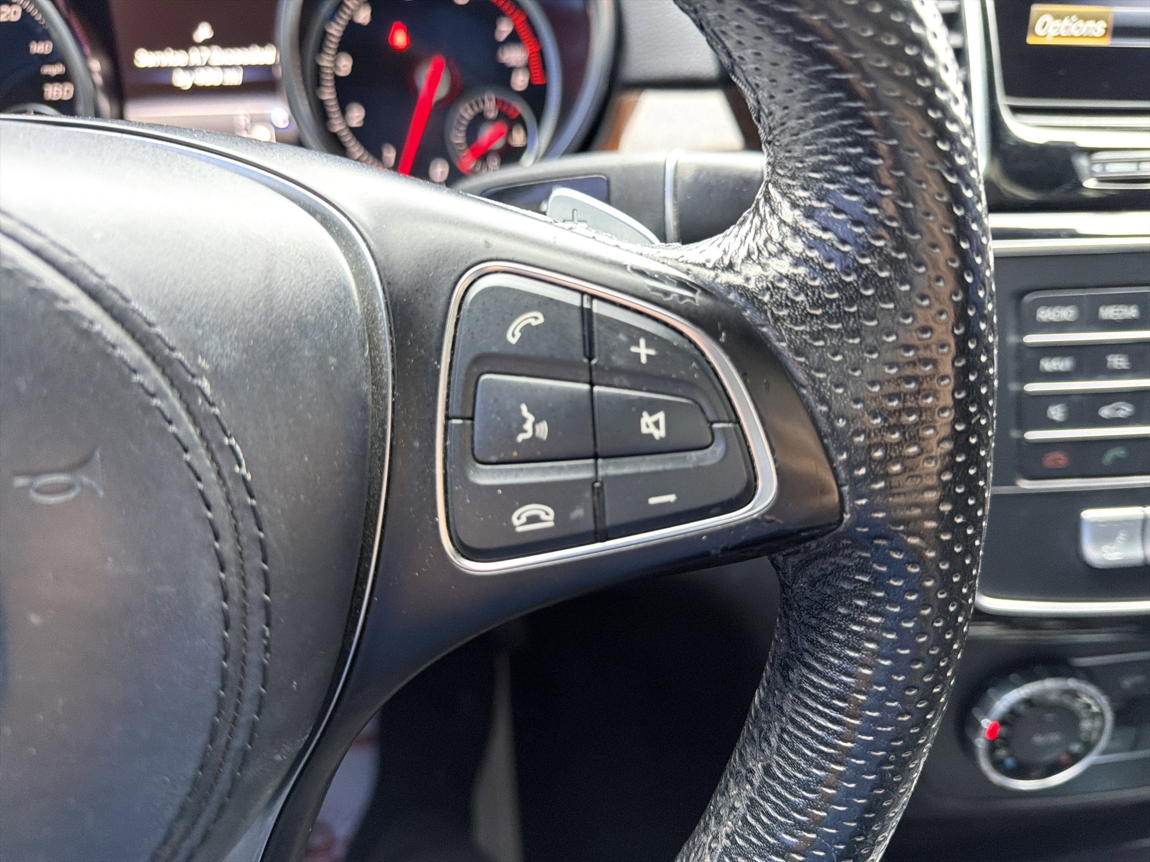 Used 2018 Mercedes-Benz GLS 450 4MATIC image 17