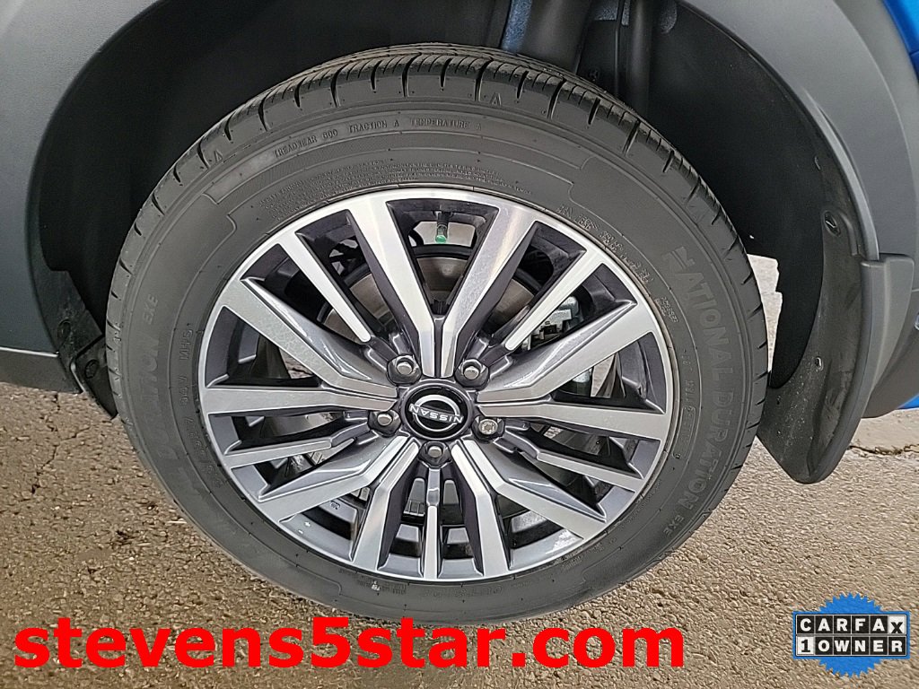 Used 2024 Nissan Kicks SV image 12