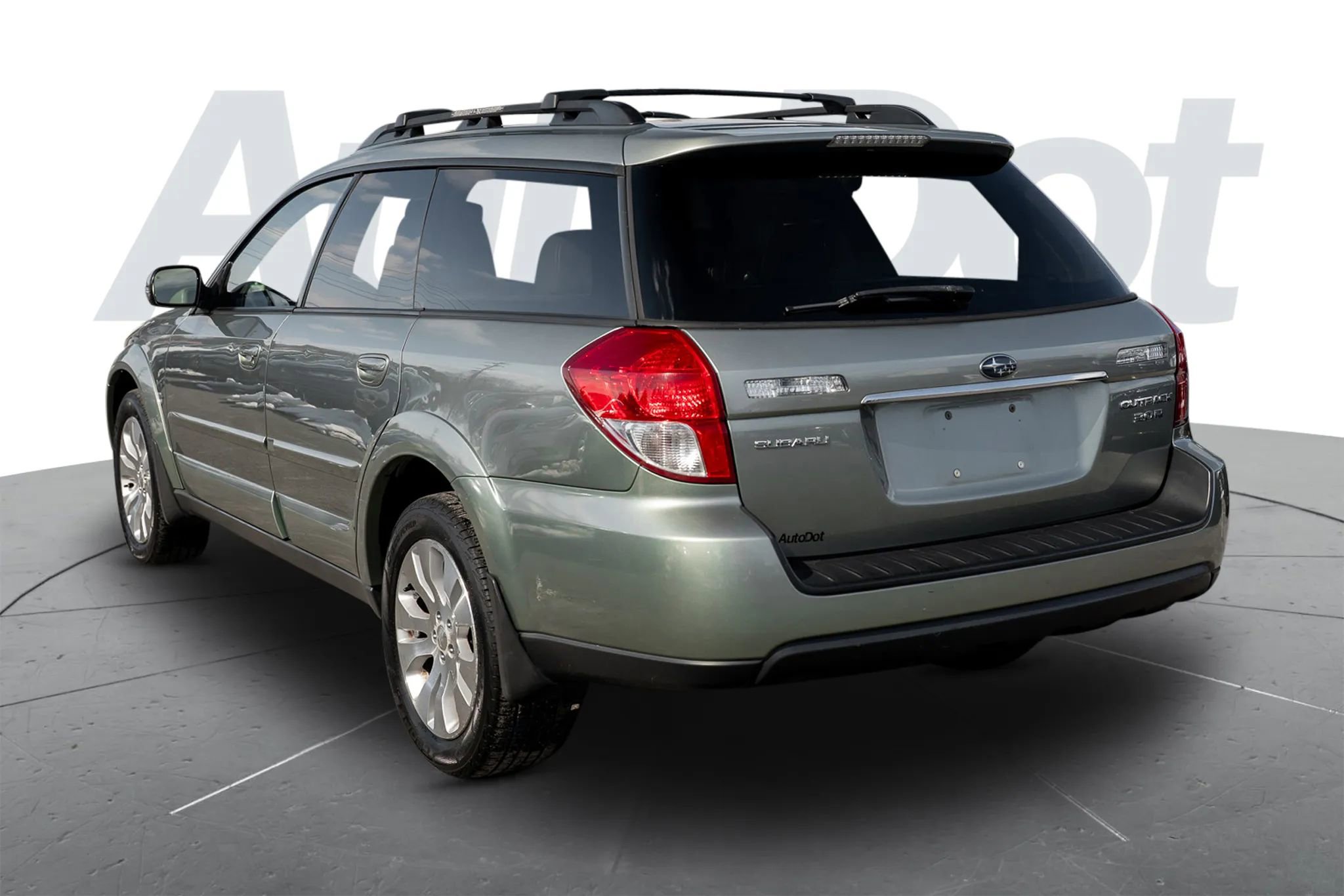 Used 2009 Subaru Outback 3.0R Limited image 2