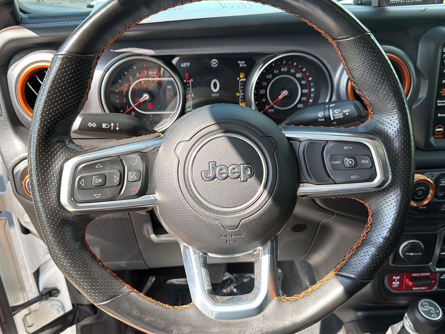 Used 2022 Jeep Gladiator Mojave w/ Cold Weather Group AWD/4WD image 19