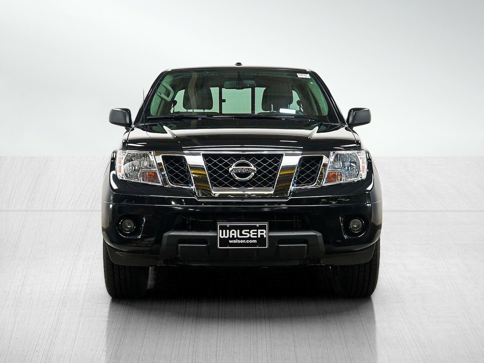 Used 2017 Nissan Frontier SV w/ SV Value Truck Package AWD/4WD image 8