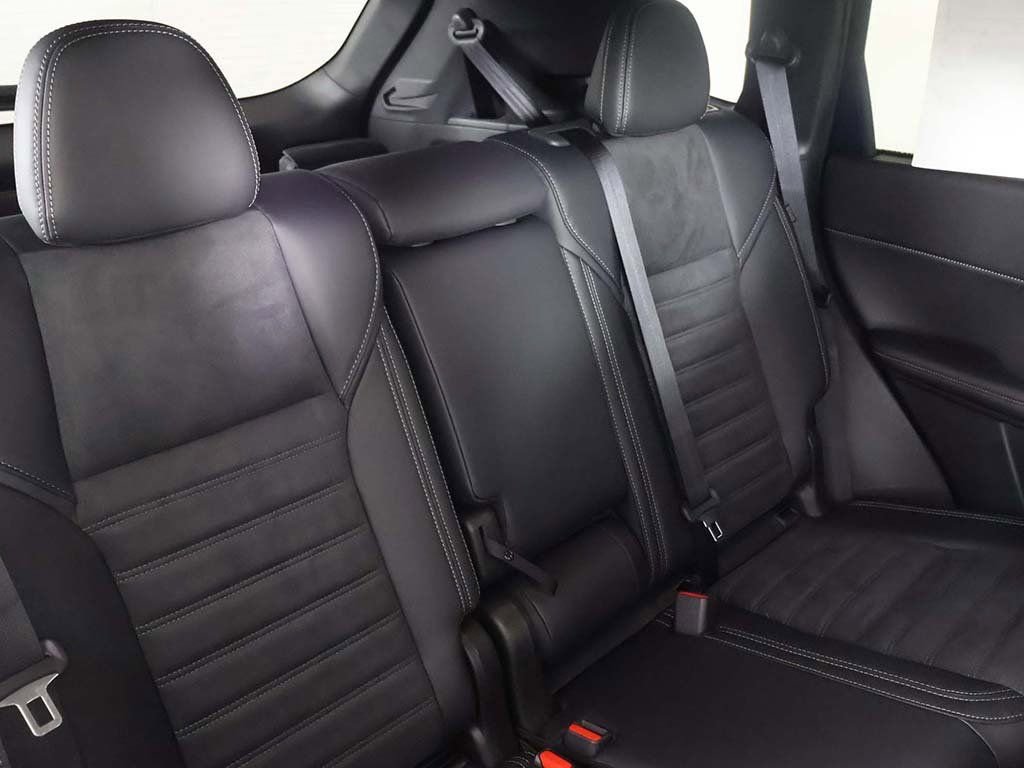New 2026 Mitsubishi Outlander SE FWD image 36